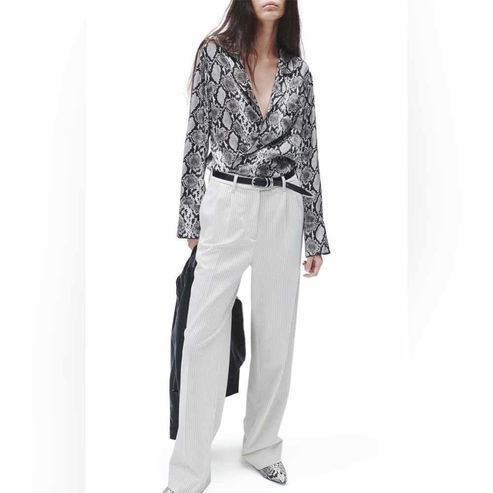Pleione Women's Snake Print Blouse M - Picture 2 of 12